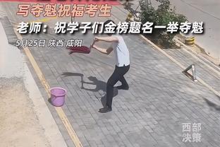 洛瑞重申：退役前我会和猛龙签下一天合同 然后在猛龙退役